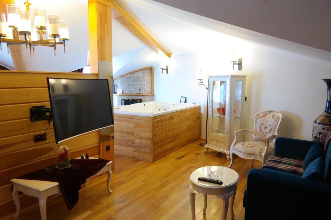 אדאלר Asiklar Otel By Suekrue מראה חיצוני תמונה